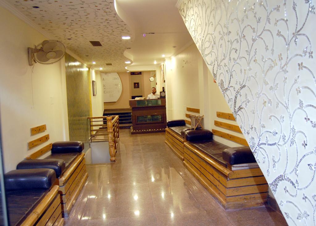 Aashyana Hotel Alwar Bagian luar foto